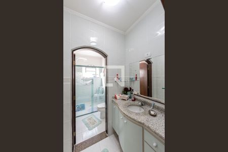 Casa à venda com 180m², 3 quartos e 5 vagasBanheiro Social