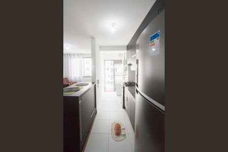 Cozinha de apartamento para alugar com 2 quartos, 55m² em Santo Amaro, São Paulo