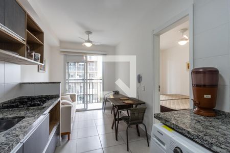 Sala de apartamento para alugar com 1 quarto, 32m² em Água Branca, São Paulo