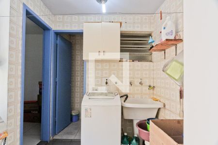 Casa à venda com 140m², 3 quartos e 2 vagasÁrea de Serviço