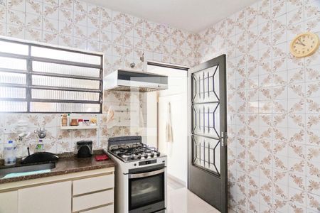 Casa à venda com 140m², 3 quartos e 2 vagasCozinha