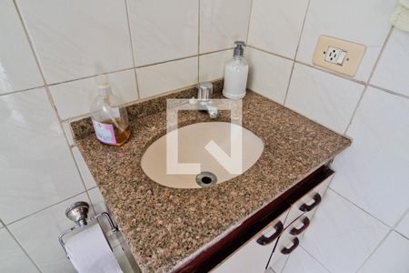 Casa à venda com 140m², 3 quartos e 2 vagasBanheiro da Suíte