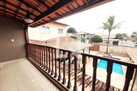 Casa à venda com 350m², 7 quartos e 10 vagasvaranda da Suíte 2