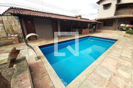 Casa à venda com 350m², 7 quartos e 10 vagasPiscina