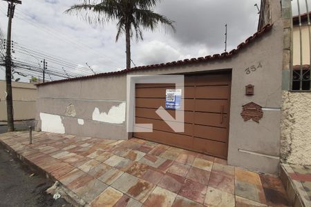 Casa à venda com 350m², 7 quartos e 10 vagasFachada