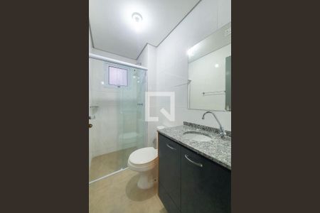 Banheiro de apartamento para alugar com 1 quarto, 32m² em Vila Nair, São Paulo