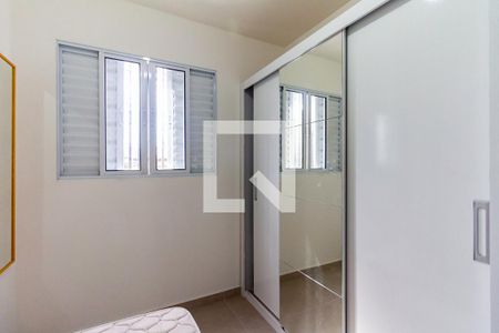 Quarto 1 de apartamento para alugar com 2 quartos, 38m² em Vila Nair, São Paulo