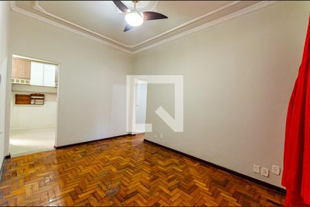 Sala de apartamento para alugar com 2 quartos, 75m² em Santa Rosa, Niterói
