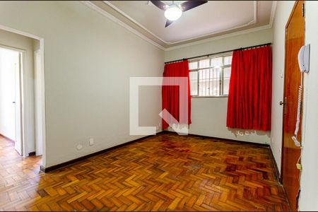 Sala de apartamento para alugar com 2 quartos, 75m² em Santa Rosa, Niterói