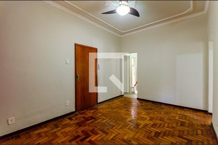 Sala de apartamento para alugar com 2 quartos, 75m² em Santa Rosa, Niterói