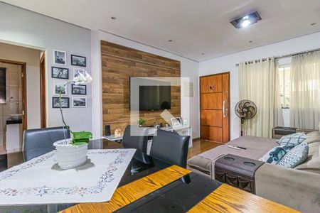 Sala de casa para alugar com 2 quartos, 140m² em Parque das Nações, Santo André