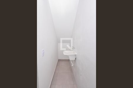 Casa de condomínio para alugar com 37m², 1 quarto e sem vagaÁrea de Serviço