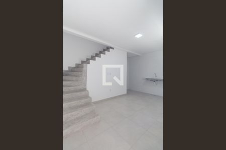 Casa para alugar com 37m², 1 quarto e sem vaga Casa para alugar com 37m², 1 quarto e sem vagaSala/Cozinha