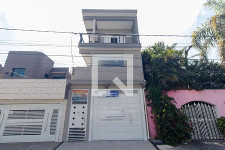 Casa para alugar com 37m², 1 quarto e sem vaga Casa para alugar com 37m², 1 quarto e sem vagaFachada