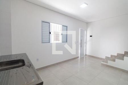Casa para alugar com 37m², 1 quarto e sem vaga Casa para alugar com 37m², 1 quarto e sem vagaSala/Cozinha