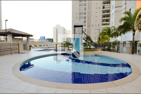 Apartamento para alugar com 83m², 2 quartos e 2 vagasÁrea comum - Piscina