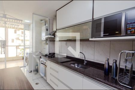 Apartamento para alugar com 83m², 2 quartos e 2 vagasCozinha