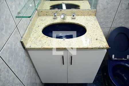 Casa para alugar com 115m², 3 quartos e 1 vaga Casa para alugar com 115m², 3 quartos e 1 vagaBanheiro