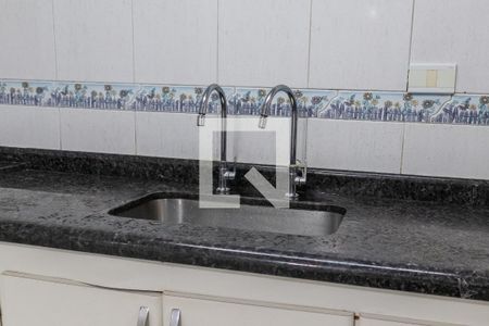 Casa à venda com 186m², 3 quartos e 2 vagas Casa à venda com 186m², 3 quartos e 2 vagasCozinha