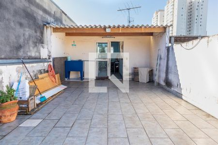 Casa à venda com 186m², 3 quartos e 2 vagas Casa à venda com 186m², 3 quartos e 2 vagasTerraço
