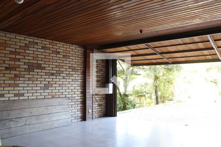 Casa à venda com 1400m², 2 quartos e 2 vagasGaragem