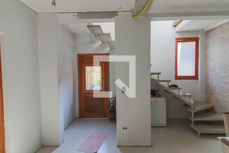 Sala de casa à venda com 5 quartos, 230m² em Jardim Ester, São Paulo