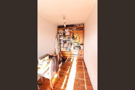 Casa à venda com 230m², 5 quartos e 5 vagas Casa à venda com 230m², 5 quartos e 5 vagasQuarto 2