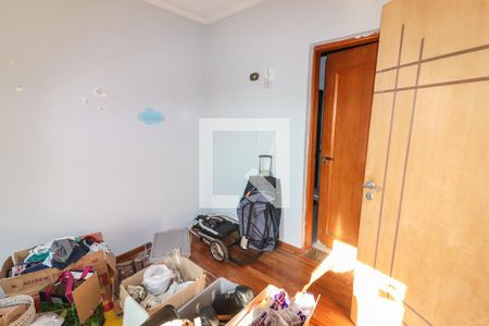 Casa à venda com 230m², 5 quartos e 5 vagas Casa à venda com 230m², 5 quartos e 5 vagasQuarto 4