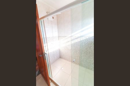 Casa à venda com 230m², 5 quartos e 5 vagas Casa à venda com 230m², 5 quartos e 5 vagasQuarto 3