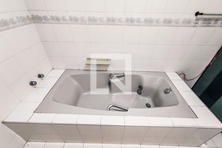 Casa à venda com 545m², 6 quartos e 6 vagasBanheiro Suíte 3