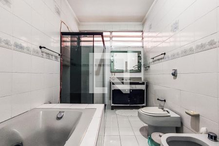 Casa à venda com 545m², 6 quartos e 6 vagasBanheiro Suíte 3