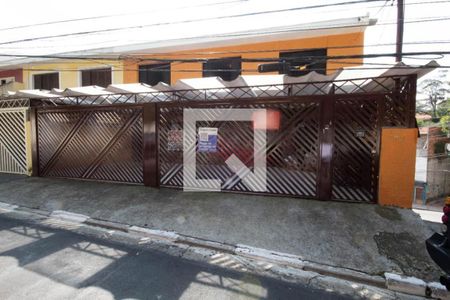 Casa para alugar com 180m², 3 quartos e 1 vaga Casa para alugar com 180m², 3 quartos e 1 vagaFachada