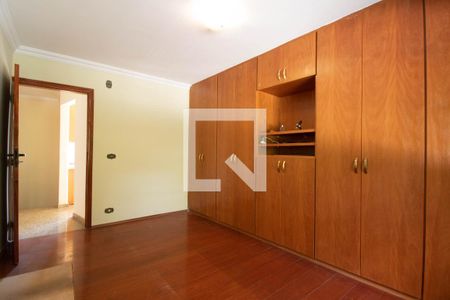 Casa para alugar com 180m², 3 quartos e 1 vaga Casa para alugar com 180m², 3 quartos e 1 vagaQuarto 2