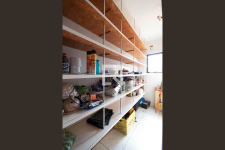 Casa para alugar com 180m², 3 quartos e 1 vaga Casa para alugar com 180m², 3 quartos e 1 vagaDespensa