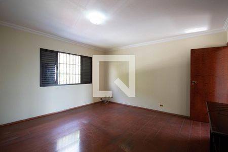 Casa para alugar com 180m², 3 quartos e 1 vaga Casa para alugar com 180m², 3 quartos e 1 vagaSuíte