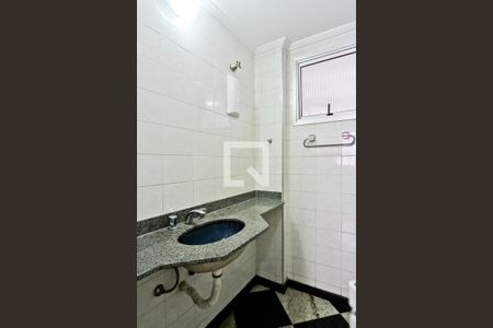 Apartamento para alugar com 65m², 2 quartos e 2 vagasBanheiro