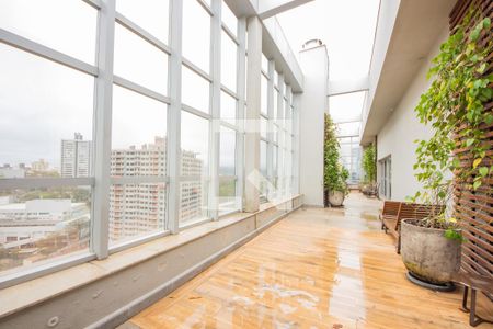 Apartamento à venda com 56m², 1 quarto e 1 vaga Apartamento à venda com 56m², 1 quarto e 1 vagaÁrea comum - Piscina