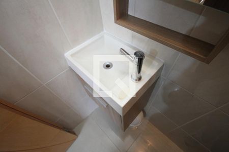 Apartamento à venda com 72m², 3 quartos e sem vagaBanheiro da Suíte