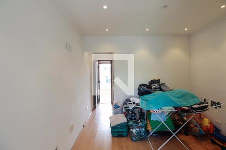 Casa à venda com 212m², 3 quartos e 3 vagasSuíte 3