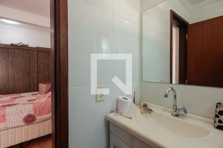 Banheiro Suíte 1 de casa para alugar com 3 quartos, 212m² em Penha de França, São Paulo