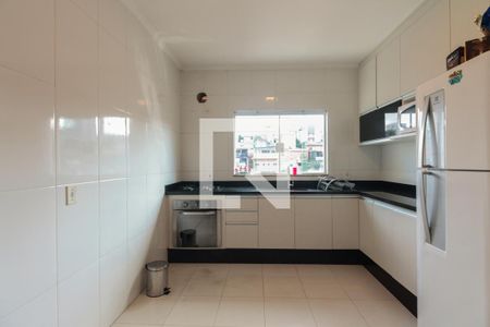 Casa à venda com 212m², 3 quartos e 3 vagasCozinha 