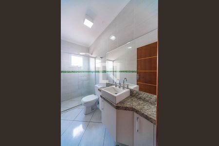 Banheiro  de apartamento para alugar com 3 quartos, 300m² em Vila Gilda, Santo André