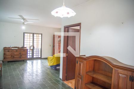 Sala de casa para alugar com 3 quartos, 195m² em Jardim Guarani, Campinas