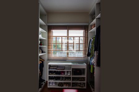 Casa à venda com 300m², 3 quartos e 2 vagasCloset do quarto 1