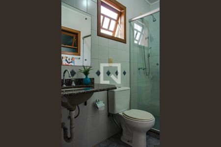 Casa à venda com 300m², 3 quartos e 2 vagasBanheiro da Suíte 2