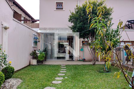 Casa à venda com 300m², 3 quartos e 2 vagasQuintal