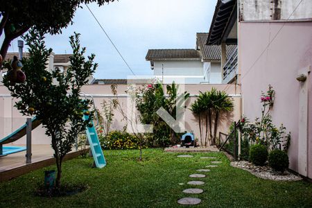 Casa à venda com 300m², 3 quartos e 2 vagasQuintal