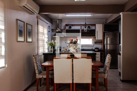 Sala de Estar de casa à venda com 3 quartos, 300m² em Estância Velha, Canoas