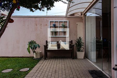 Casa à venda com 300m², 3 quartos e 2 vagasQuintal