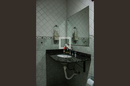 Casa à venda com 300m², 3 quartos e 2 vagasBanheiro